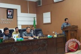 Bupati Labura Sampaikan Tujuh Ranperda