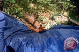 Talud Di Bogor Longsor Satu Orang Tewas