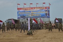 Lantamal XI/Merauke gelar upacara militer di pantai 