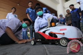 Mobil Kimia ITS Menuju Australia