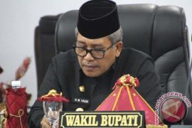 Wabup Bantaeng paparkan jawaban pemandangan umum Fraksi DPRD