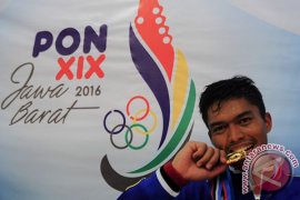 Jabar Sapu Bersih Emas Squash