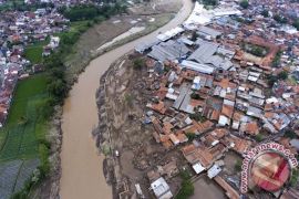 BNPB: 18 Orang dinyatakan Hilang Akibat Banjir Garut