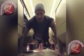 David Beckham Lakukan "Push Up" Amal