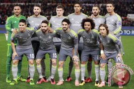 Klasemen Liga Spanyol, Barcelona Bayangi Real Madrid
