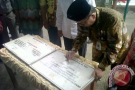 PERESMIAN PASAR HALONG