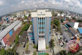 Bank Kalsel Salurkan Biaya Rumah Kem PUPR