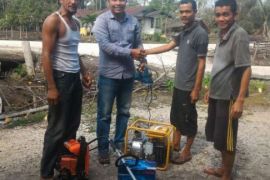 Dalam Seminggu, RAPP Gelontorkan Bantuan ke Beberapa Desa  di Pulau Padang
