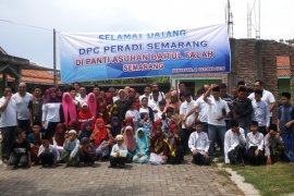 Advokat Semarang Beri Beasiswa Anak Panti Asuhan