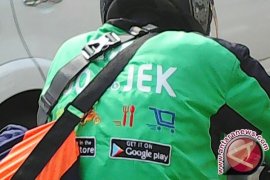 Polrestabes Surabaya meringkus pengemudi Gojek gadungan