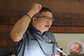  F-PDIP Dukung Kelanjutan Empat Raperda 