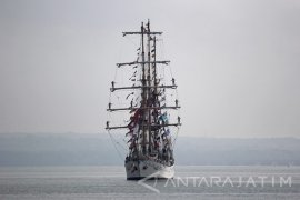 KRI Dewaruci Tuntaskan Keliling Indonesia