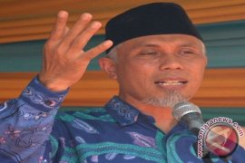 Wako Padang Kecewa Dewan Legislatif Tolak Larangan Iklan Rokok