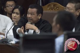 Otto: Hakim Hanya Pertimbangkan Sianida