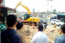 Pelebaran Jalan Gajah Mada Selesai Desember 2016  