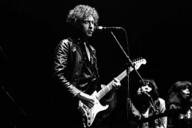 Nobel Sastra 2016 Diberikan kepada Bob Dylan