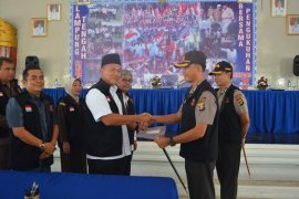 MUSTAFA KUKUHKAN SATGAS Page 1 Small