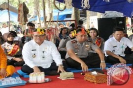 Warga Suku Dayak Menggelar Aruh Adat