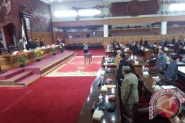 DPRD sahkan APBD-P Pemprov Jambi
