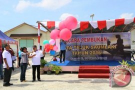 Pesta Teluk Saumlaki Resmi Dibuka
