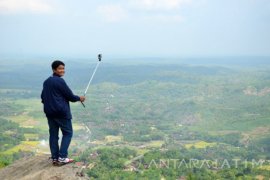 Indahnya "Sunrise" di "Negeri Atas Angin" Bojonegoro