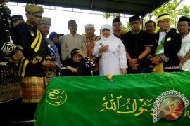 Raja Landak Dimakamkan di Mempawah
