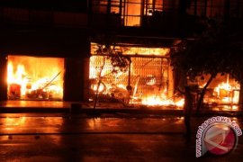 Kebakaran Pertokoan Pasar Aceh