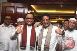 Anies-Sandi Menang di TPS Djarot
