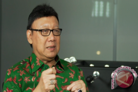 Terdaftar sebagai pemilih di Semarang dan Jakarta, Mendagri mengklarifikasi