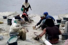 Penambang Liar Di Kuansing Rusak Lingkungan