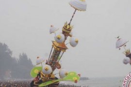 Hoyak Tabuik Piaman 2016 Disaksikan Ribuan Wisatawan