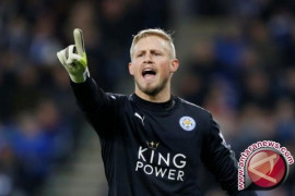 Leicester Kehilangan Kasper Schmeichel Akibat Patah Tangan