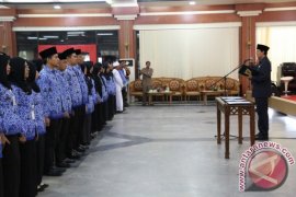 490 ASN Tanah Laut Mengikuti Sumpah Jabatan
