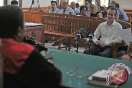 Warga Inggris Bunuh Polisi Tidak Ajukan Eksepsi