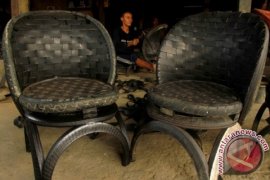 KURSI BAN BEKAS Page 1 Small