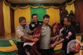 Bupati Tapsel Dapat Surprise Ulang Tahun