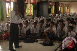 Program BUMN Mengajar Singgahi SMAN 4 Balikpapan