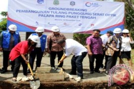  Menkominfo Lakukan Ground Breaking Palapa Ring Tengah    