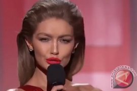 Gigi Hadid Minta Maaf, Kenapa Ya?