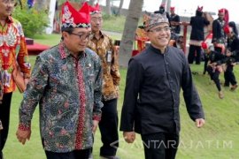 OJK-Pemkab Banyuwangi Bentuk Tim Akses Keuangan Daerah