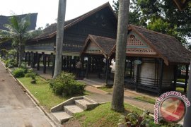 Anjungan Aceh TMII butuh sarana transportasi
