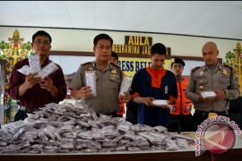 Polres Barito Utara Berhasil Tangkap Bandar Zenith 25.400 Butir 