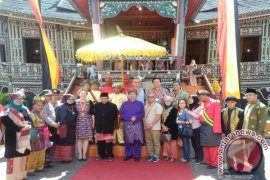 18 Dubes ASEAN Disambut Secara Adat Di Pagaruyung