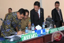 DPRD Simalungun Setujui Ranperda APBD TA 2017 