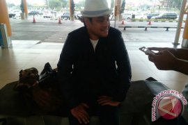 Dwiki Dharmawan bantu persiapkan konser tunggal isterinya