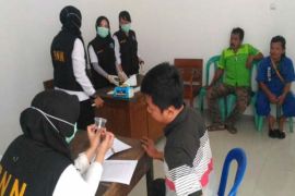 Puluhan Awak Bus Jalani Pemeriksaan Urine