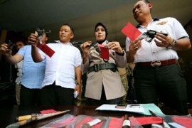 Polda Lampung Gerebek Dua Desa Lampung Timur  