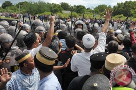 Bentrok Eksekusi Lahan di Serangan