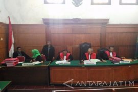 YLPK Jatim Kecewa SBS Tak Hadiri Persidangan