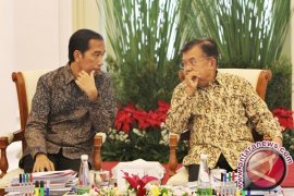 Presiden tunaikan zakat melalui Baznas